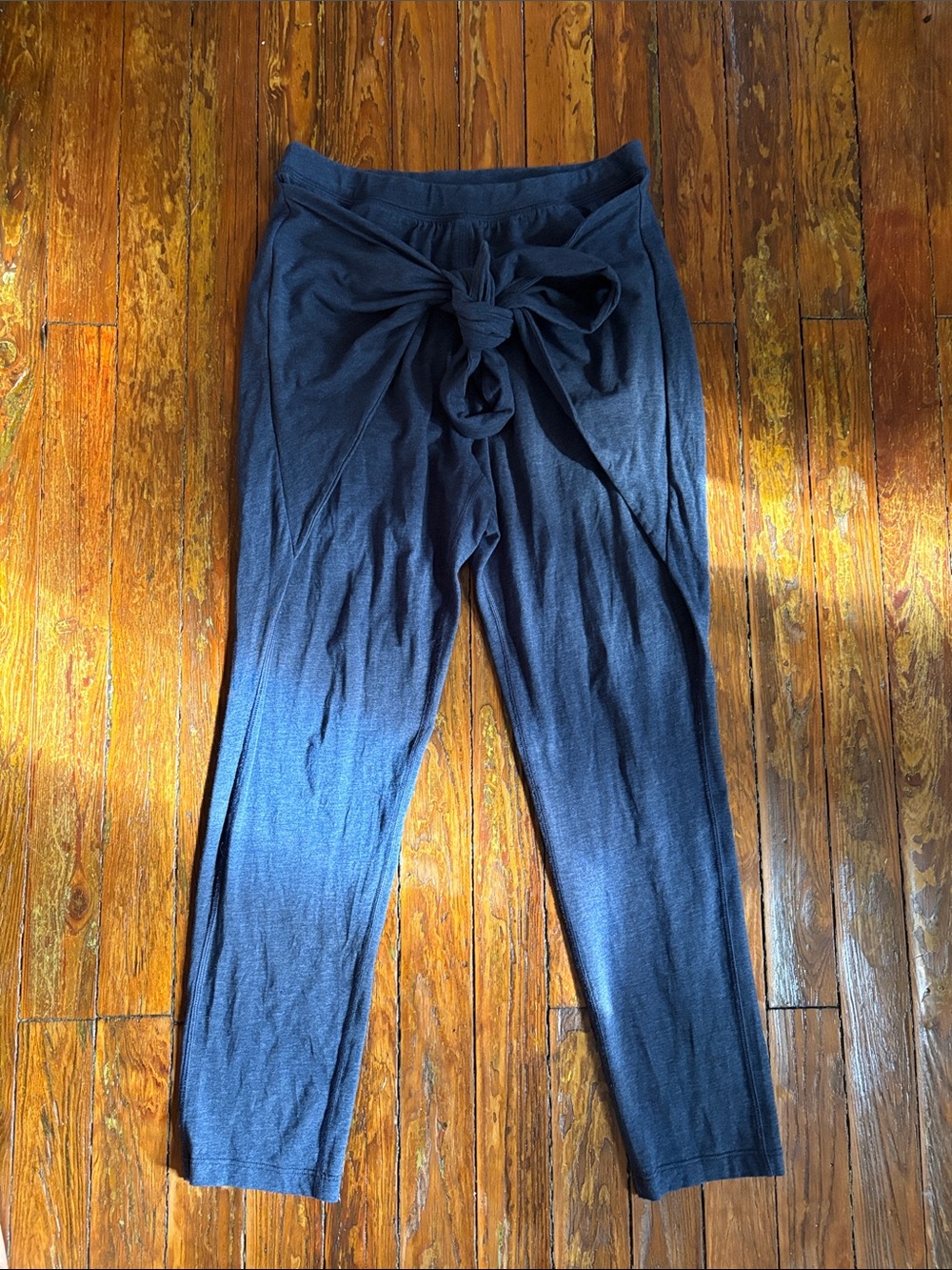Lululemon wrap/tie front jogger pants
